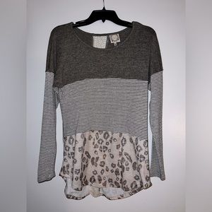 Size small top